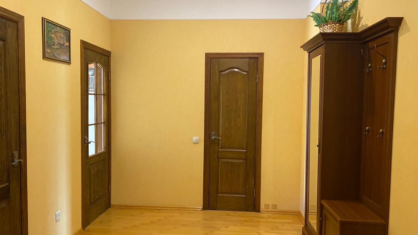 Comfortable Apartment On The Obolon Kiev Ngoại thất bức ảnh