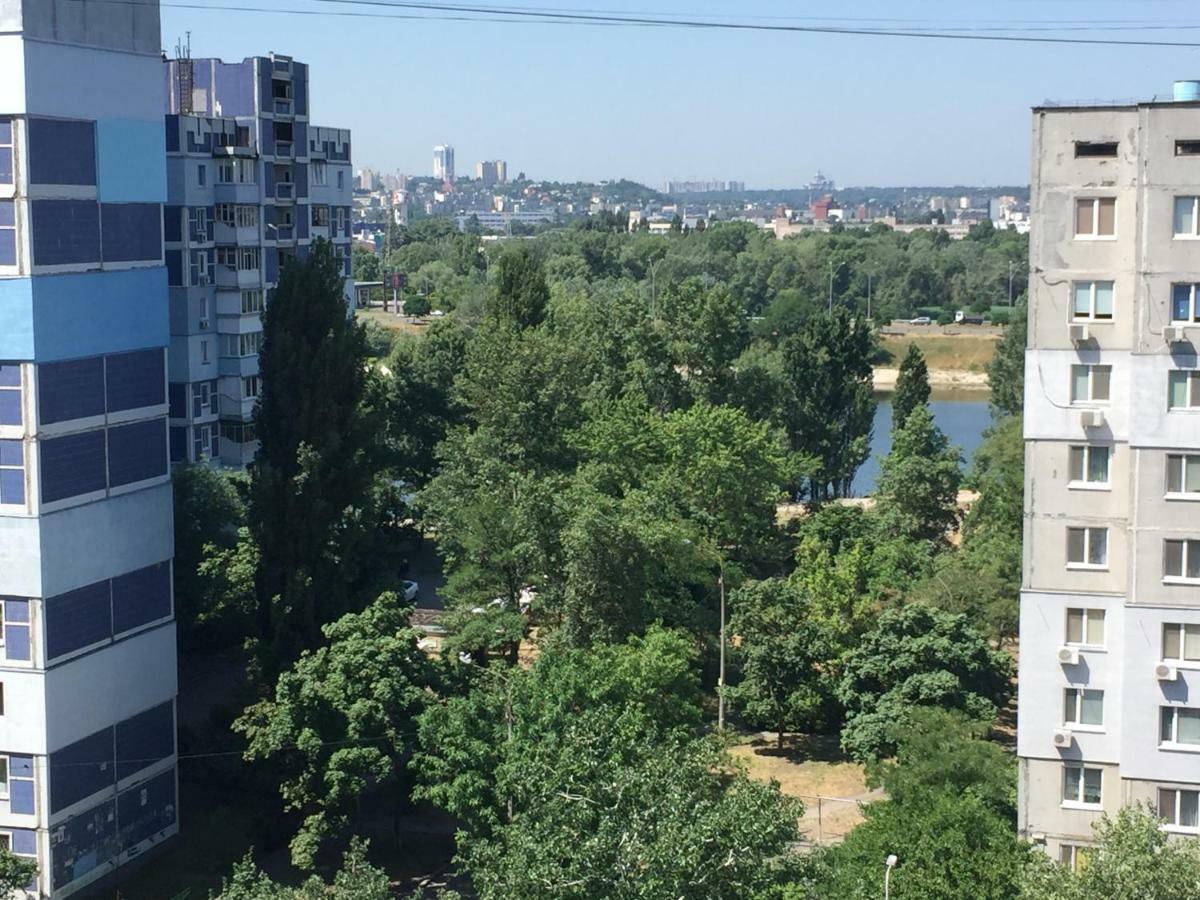 Comfortable Apartment On The Obolon Kiev Ngoại thất bức ảnh